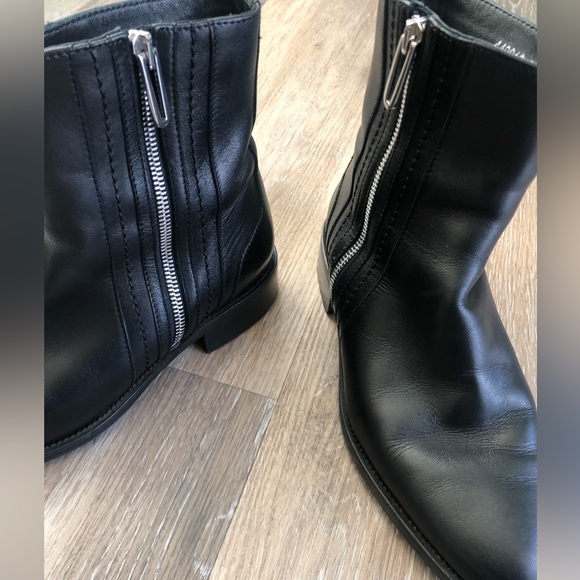 Sale! AQUATALIA ITALIAN Black Leather Low Heel Boots - Picture 6 of 11